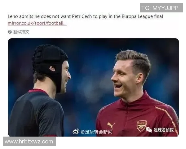 他正在踢足球的英文翻译及相关表达方式解析